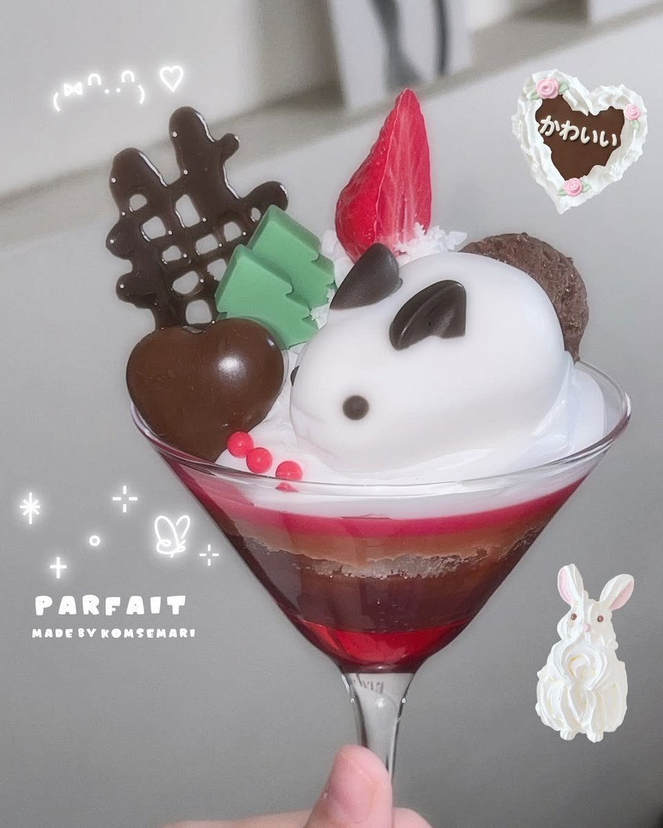 🍹 Parfait ในโอกาสพิเศษเพื่อคนพิเศษ นอกจากจะวางโชว์เพื่อความน่ารักได้แล้ว ยังเป็นความน่ารักให้ใครสักคนนึงได้ด้วย 

มา Custom คอลเลคชั่นในสไตล์ของทุกคนกันนน 

#komsemaristuff
#ของขวัญ #resin #เรซิ่น #ตลาดนัดเรซิ่น