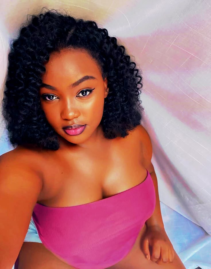 Heey you♥️. Mnanitaka wapii?