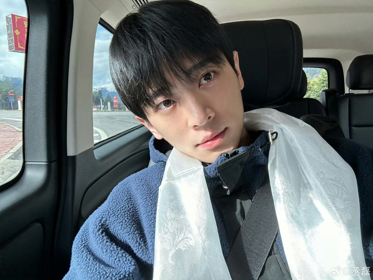 휘샹 tweet media