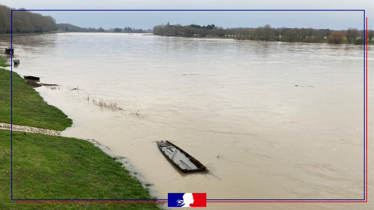 En raison de la vigilance "crue" actuellement en vigueur sur la Loire, la Direction Départementale des Territoires (DDT) a pris un arrêté interdisant la navigation sur l’ensemble du cours de la Loire dans le département du Loiret. 
👉loiret.gouv.fr/Actualite/Navi…