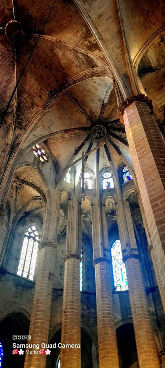 Marijosesanz73's tweet photo. Q bonita eres, y q poco te retuitean.

Basílica de Santa Maria del Mar. 
#Barcelona 
#Catalunya 

📸 Mía. https://t.co/IwaBPX8cgv