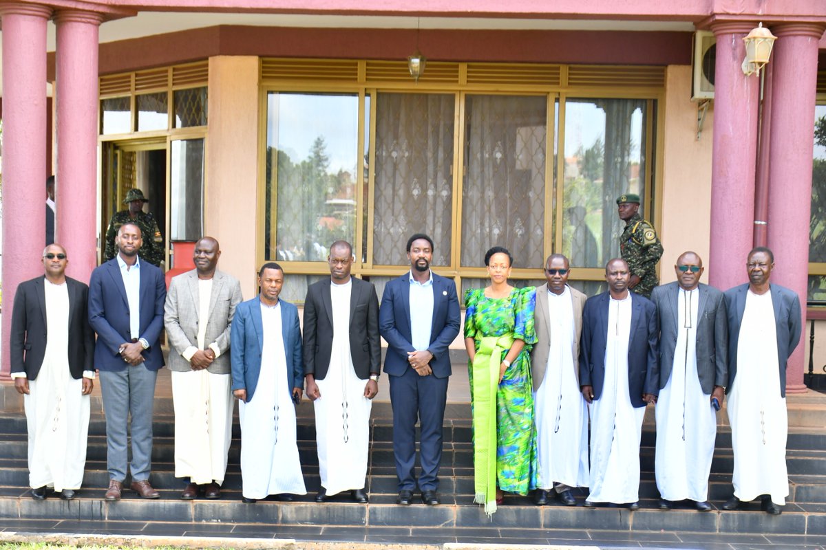 httcjinja's tweet photo. The Ministry of Tourism, Wildlife and Antiquities has just concluded a three-day Management retreat at Crested Crane Hotel in Jinja. The retreat that started on Tuesday, February 17th, aimed at sharing ideas on growing the sector. https://t.co/tSjToXGJqE