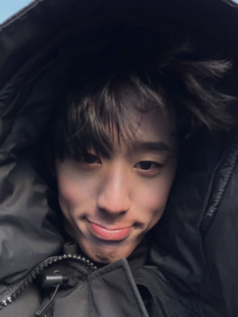 น่ารักขนาดนี้โสดหน่อย ต้องการจีบเดี๋ยวนี้ 😭

#est_rvp