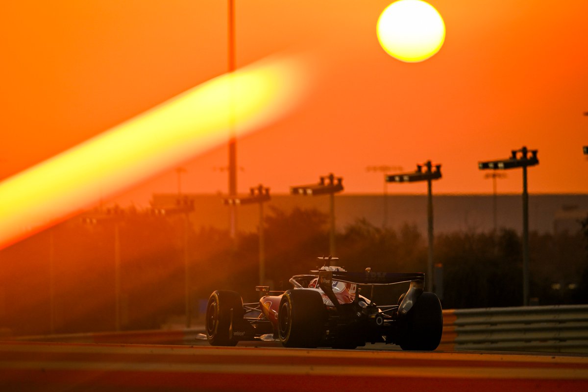 Take in the sunset with us 🤤🇧🇭