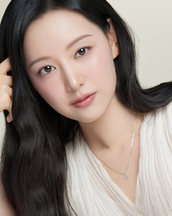 스톤헨지 #김지원 이거 처음보는 사진같은데...?

너무예뻐서 더할 말을 잃음