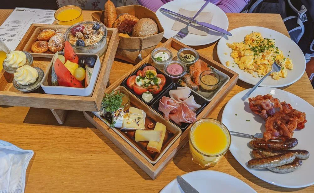 Destination Eat Drink tweet media