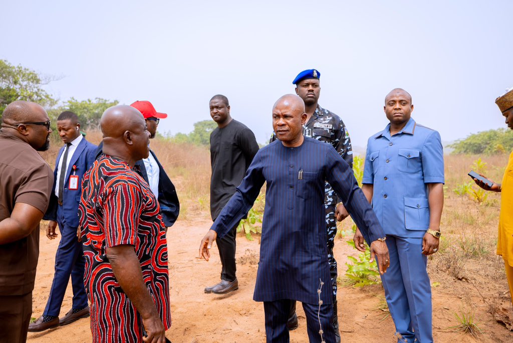 PNMbah's tweet photo. Today, I carried out an inspection of the ongoing 44.1km Enugu–Ugwogo Nike–Opi–Nsukka dual carriageway, a critical socioeconomic lifeline for our people.

Beyond reviewing the pace and quality of work, I also visited identified security flashpoints along the corridor. Infrastructure and security must go hand in hand. We have already mapped out immediate engineering fixes and will establish a forward operating base to permanently address those threats.

I am satisfied with the progress and the quality of work on site. With proper funding in place and strict adherence to timelines, the contractor has reaffirmed its commitment to deliver by October 2026.

This road will not only connect communities and unlock economic opportunities, it will also strengthen safety and restore confidence along a vital corridor in our state.

We will keep showing up, inspecting, and pushing until every kilometre is delivered to the highest standard.

 #TomorrowIsHere