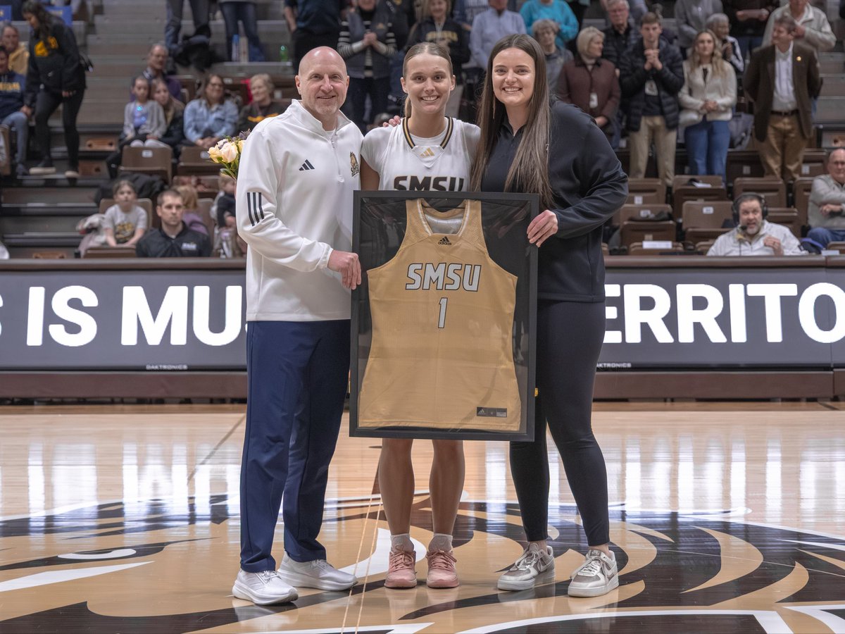 SMSU Women's Basketball tweet media