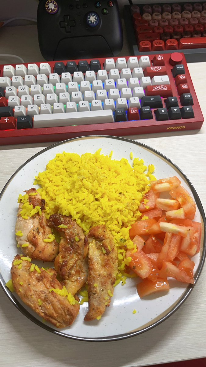 Haru 吉田 春 tweet media