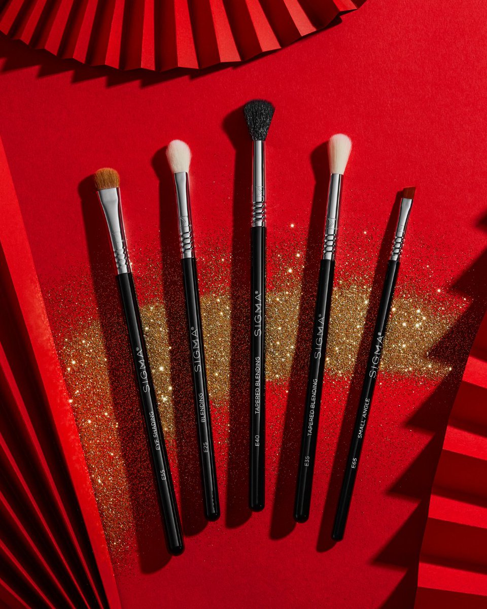 SigmaBeauty's tweet image. Prosperity begins with intention 🧧

Upgrade your routine with brushes built to perform beautifully for years to come: bit.ly/3HUU9L1

#Sigma #SigmaBeauty #SigmaBrushes