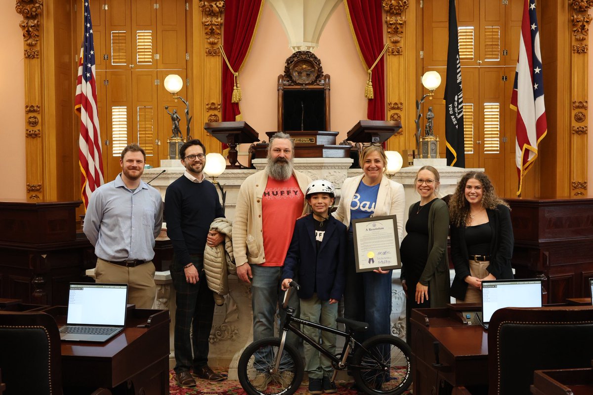 Bride Rose Sweeney tweet media