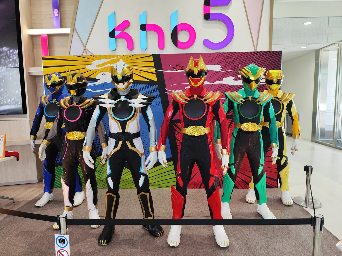 ヤマト3199
初日に行ってきました
最高でした！！！！！！
アルフォンよすぎてファイル買ってしまった!
苦悩の苦労人、(´∀`)いい💘
近いのでゴジュウの立像も覗きに😁