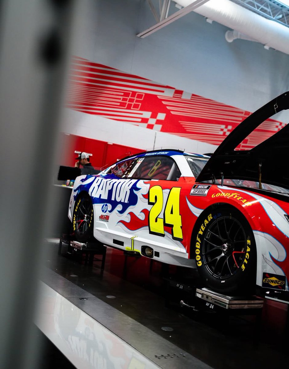 𝐏𝐀𝐑𝐎𝐃𝐘┊ Not @WilliamByron tweet media