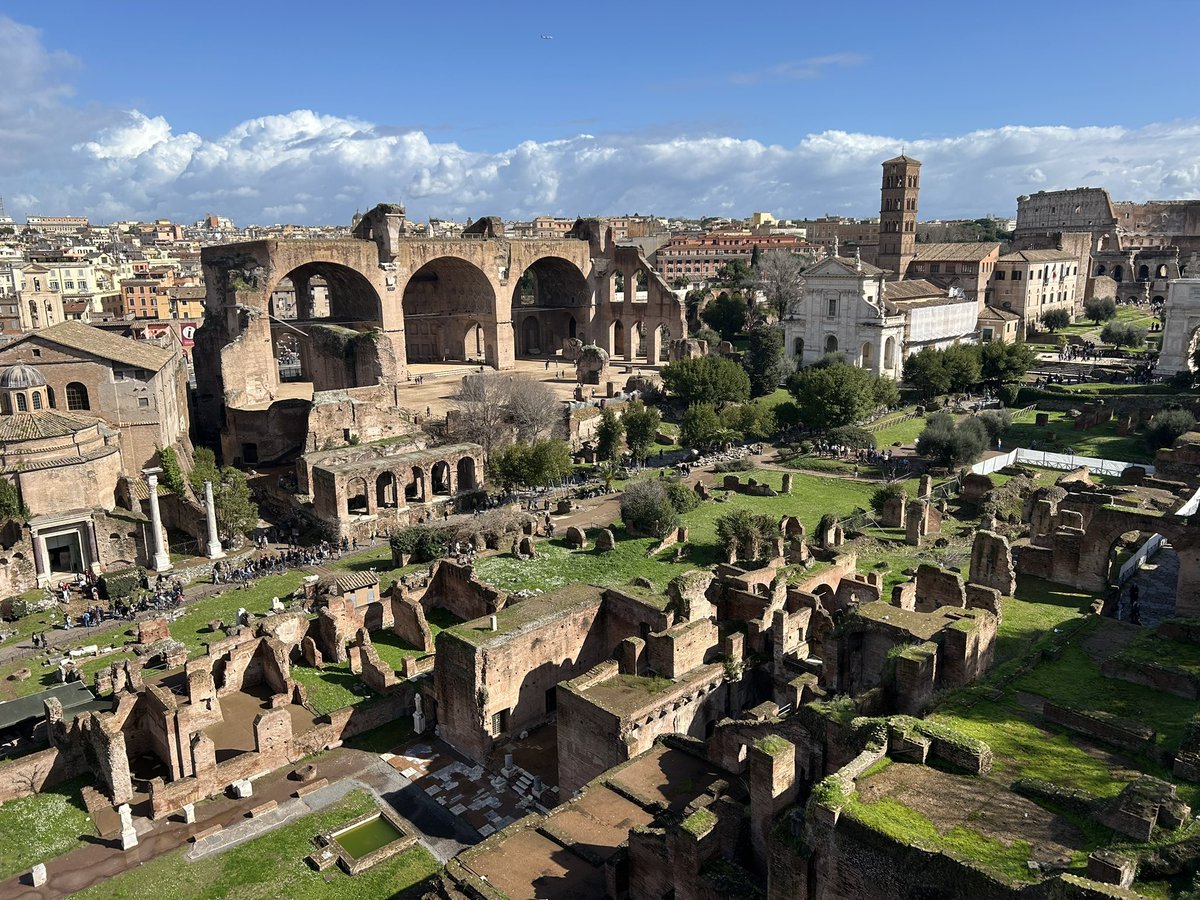 ST JOHNS SIXTH FORM tweet media