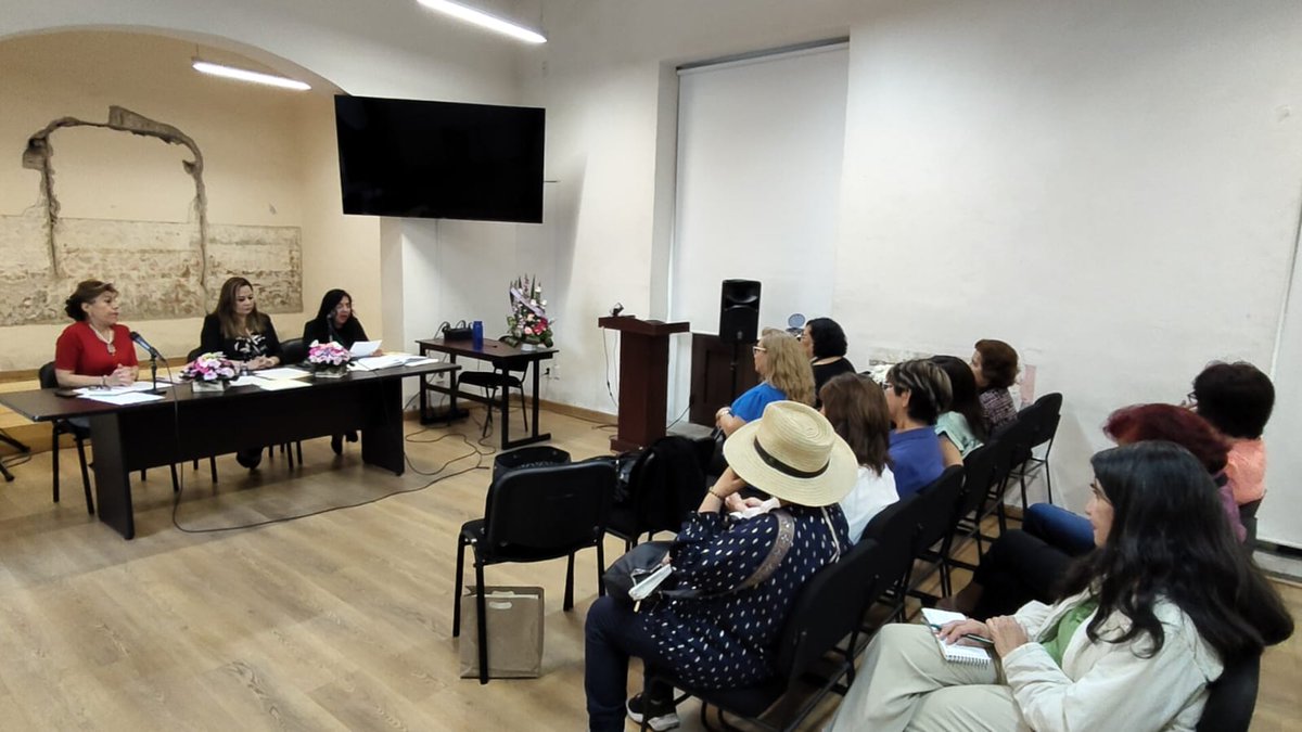 ✨️ La <a href="/AmpePuebla/">AMPEPuebla</a> realizó la primera asamblea de la nueva gestión encabezada por su presidenta <a href="/moniventosa/">Mónica Ventosa</a> Habrá convocatoria para el ingreso de nuevas socias.

💫 Agradecemos el apoyo brindado por la Dra. Josefina Manjarrez Rosas, directora de la <a href="/ffylbuap/">ffylbuap</a>