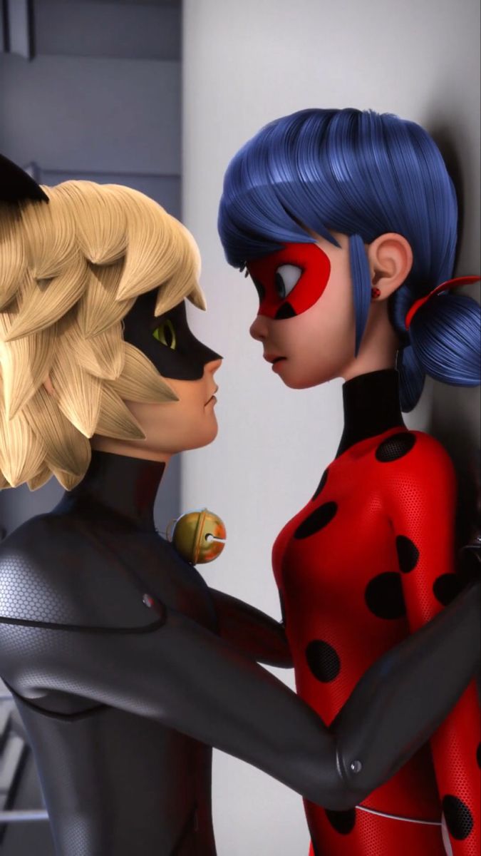 와 레이디버그 그냥 애기아님? 이아기가 지금뭘한다고요.?.??