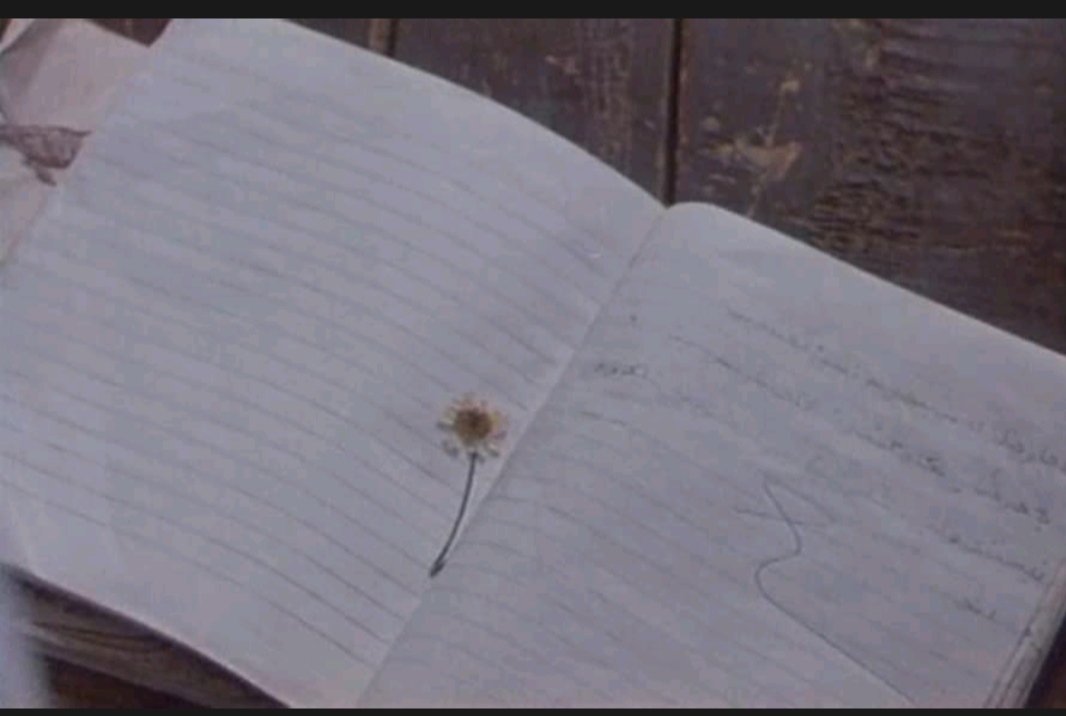 Cemasslan's tweet image. 🎬 Arkadaşımın Evi Nerede? (1987)
Abbas Kiarostami