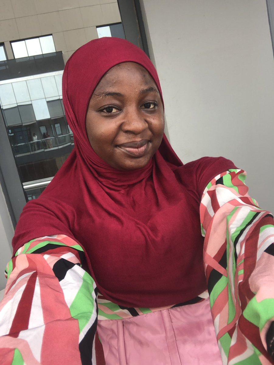 Sophie_ttee tweet media