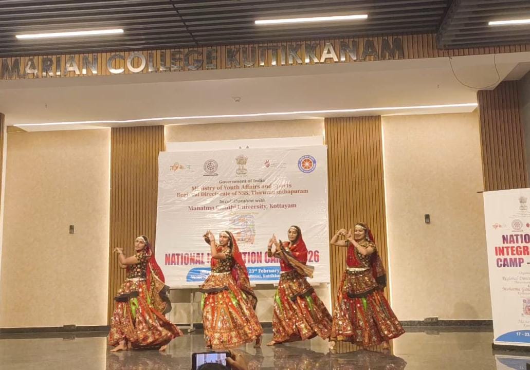 RLBCAU_NSS's tweet photo. NSS unit of RLBCAU Jhansi represented as team Uttar Pradesh in National Integration Camp organized by Mahatma Gandhi University, Kottayam and NSS Regional Directorate, Thiruvananthapuram from 17-23 Feb, 2026. @NSSRDUPUK @NSSRDAhmedabad @_NSSIndia https://t.co/IFPDIo1f6M
