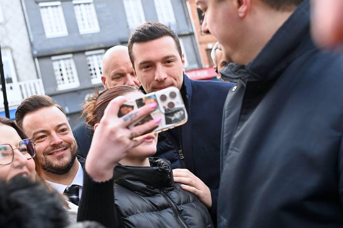 Bardella pics🇫🇷 tweet media