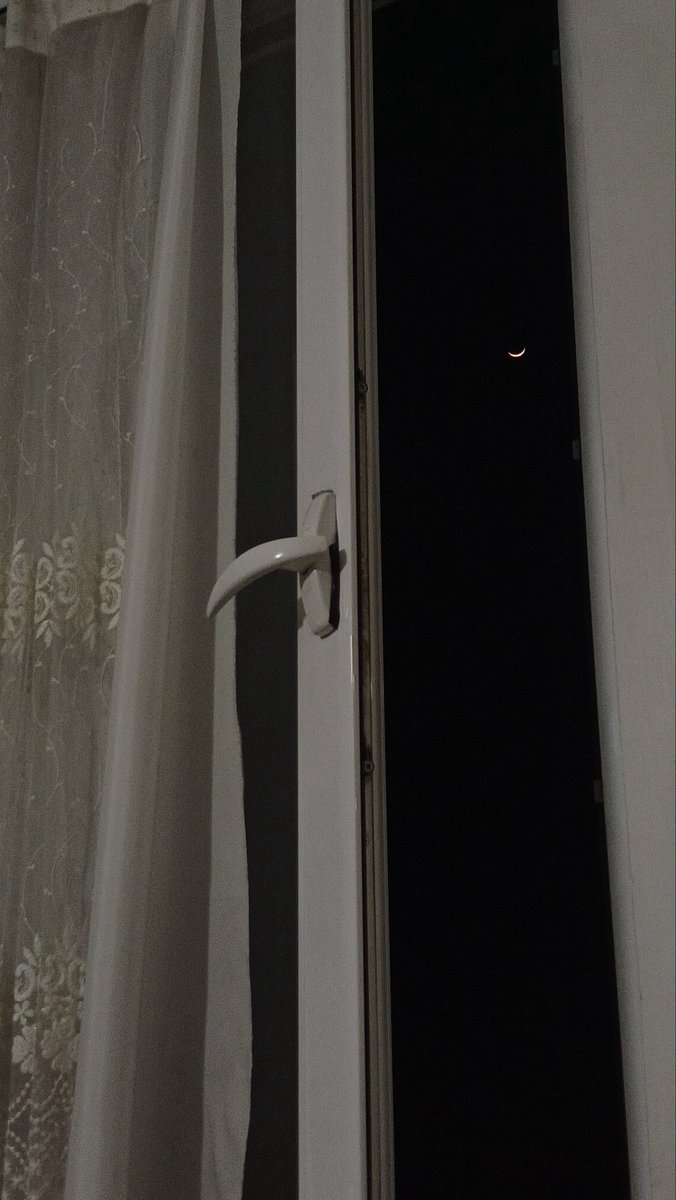 هەر ماهێ نەو بۆ حاڵم پەشێوەن...