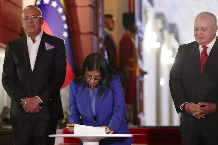 ¿Cómo es el contenido de la Ley de Amnistía para la Convivencia Democrática? tinyurl.com/2aa7dmk3