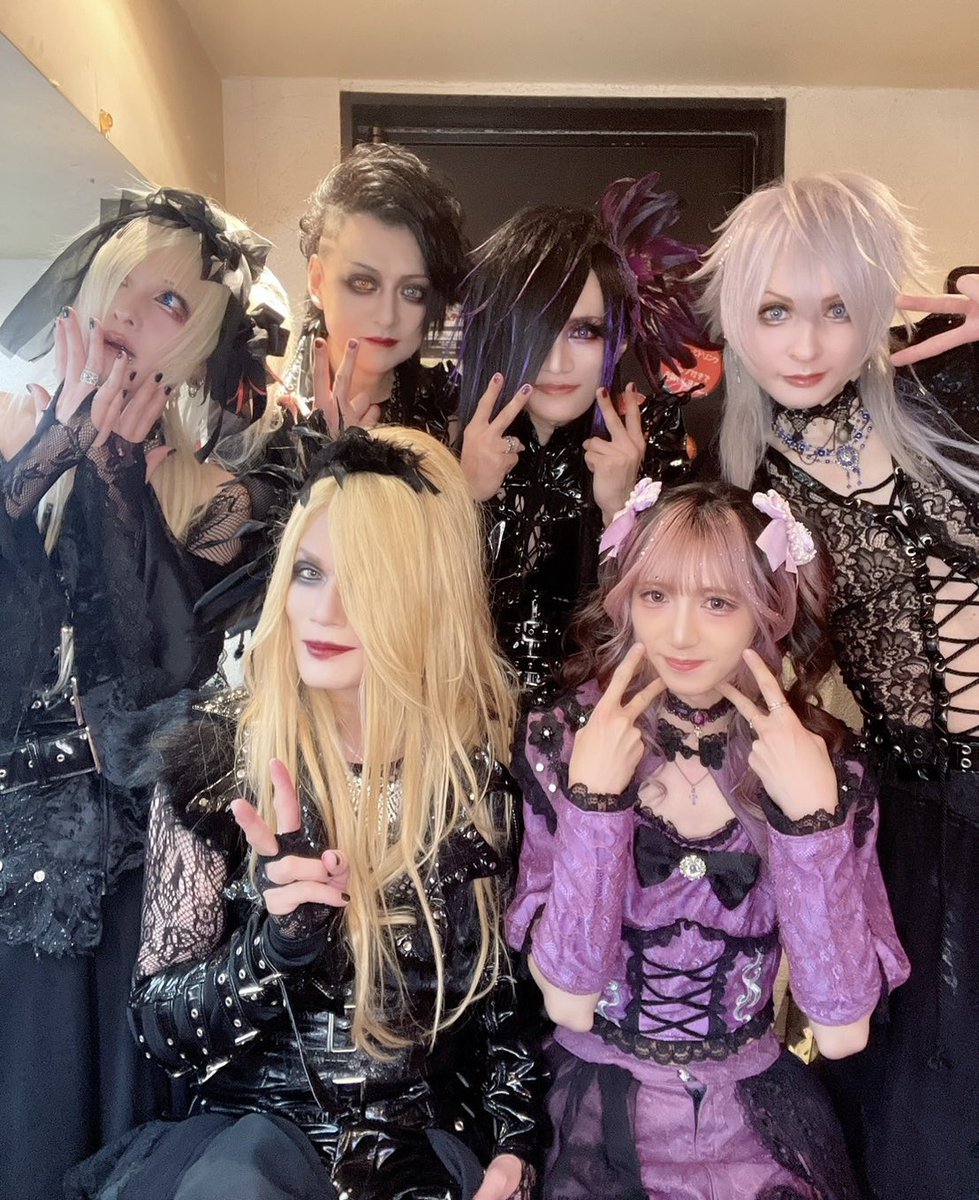 Zeke Deux / La'veil MizeriA ☪ 渚月 (@ZekeDeux_Nazuki) / Posts / X