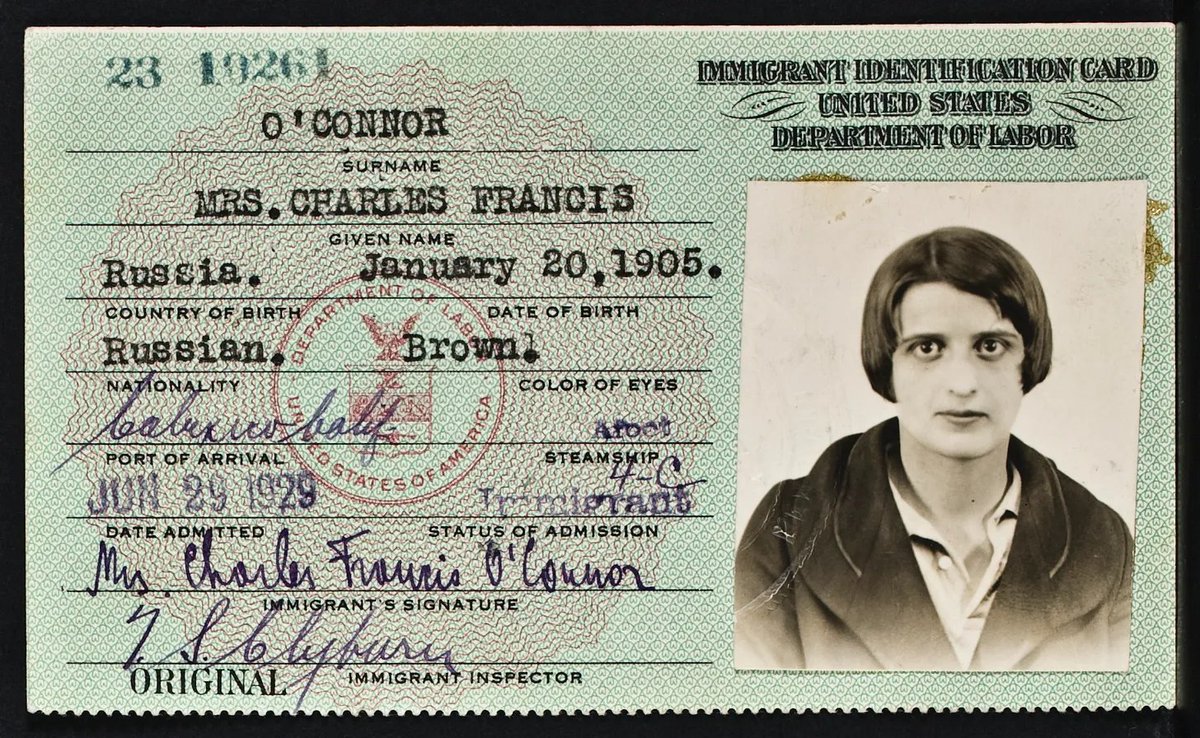100 years ago this week Ayn Rand came to America. This is her dramatic immigration story -- authored lovingly by <a href="/agustinavcid/">agustina vergara cid</a> and <a href="/brandonmlisi/">Brandon Lisi</a>. There were dozens of ways it might have ended differently--mostly because of arbitrary immigration laws. 
new-ideal.aynrand.org/p/i-chose-to-b…