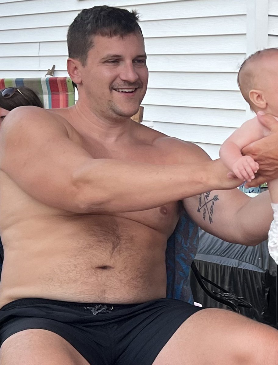 Lawrence | SwolLyfe tweet media