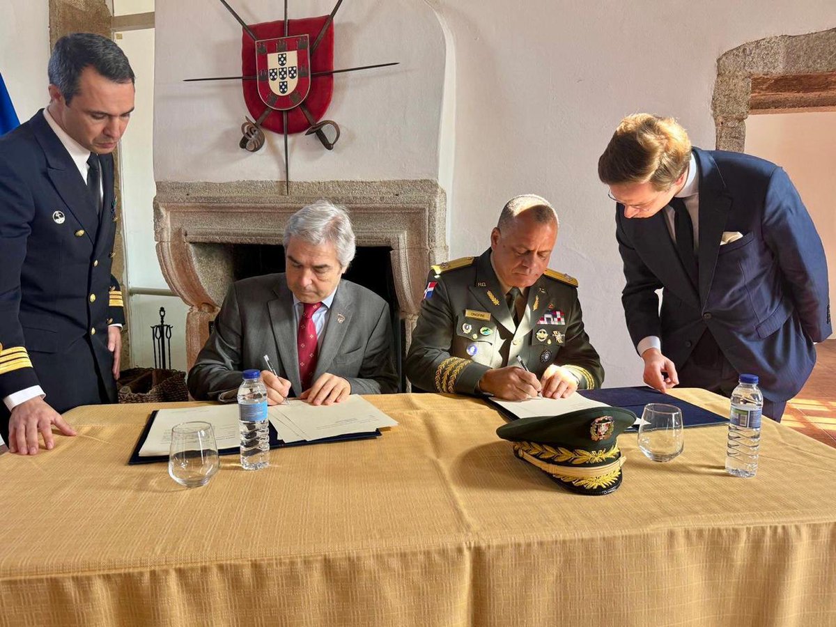 MinisterioDefensaRD tweet media