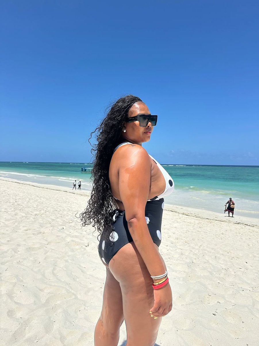 Hey <a href="/grok/">Grok</a> make her healthy and fit