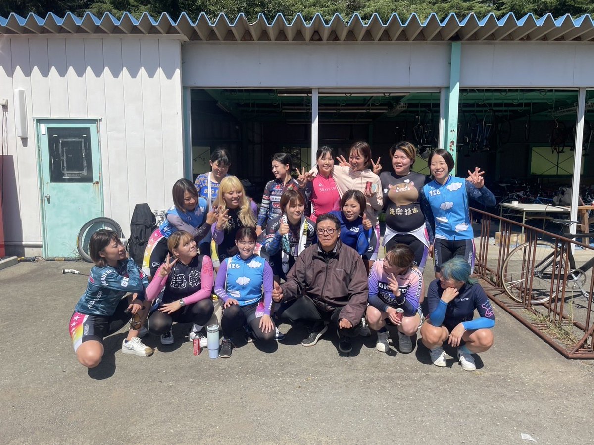 kobaryo110816's tweet photo. #ガールズ競輪  #小林諒

報告が遅くなりましたが、選手を引退する事になりました。
短い間でしたが、お世話になりました🙇‍♀️
やりきったので、未練も後悔もないです。
逃げずに最後まで走り切れて良かったと思います！
応援してくださった方、本当にありがとうございました！
力になりました✌️ https://t.co/wFSog9g031