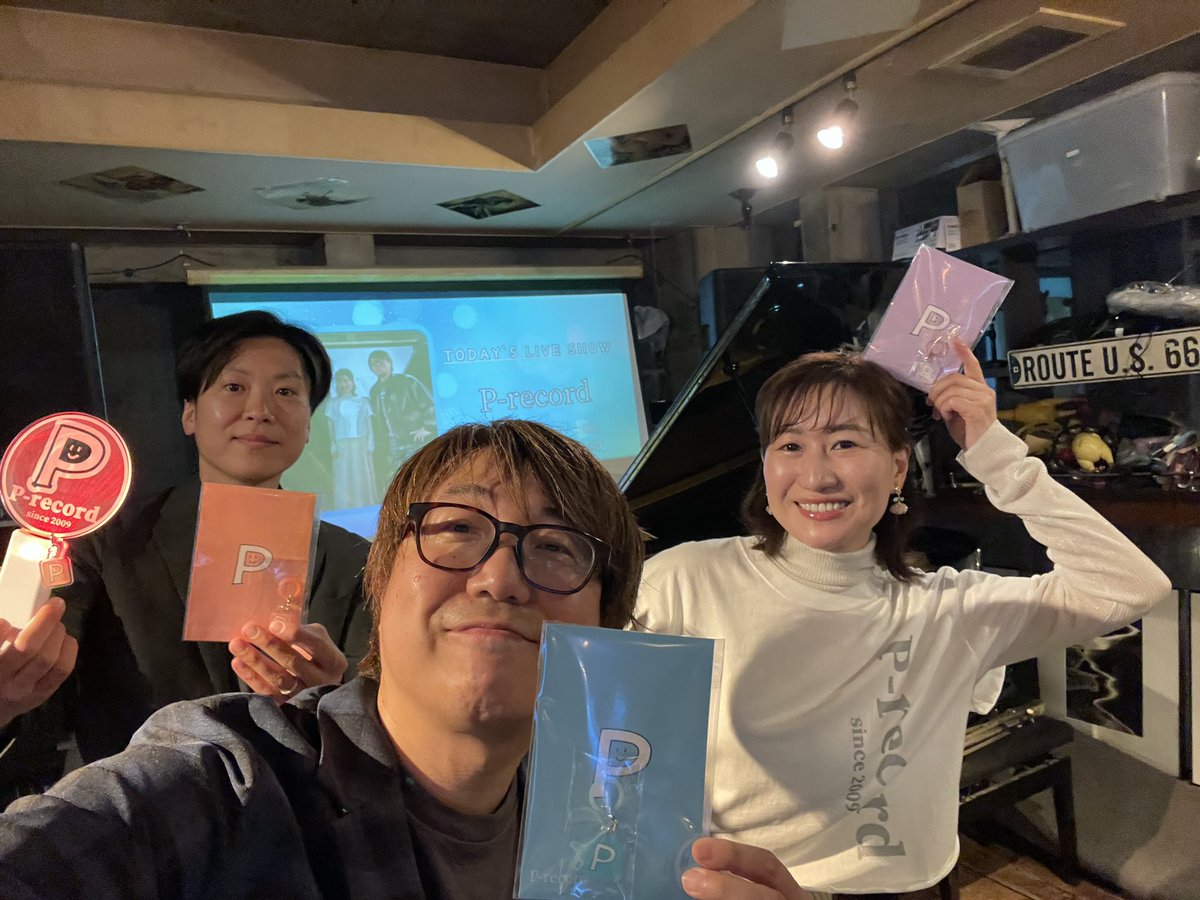 suzukitakahiko's tweet photo. 成田クラウド９でのP-record acoustic LIVE 2026「行き交う人々」でした！ピーレコ2026年最初のライブを大好きな場所で開催出来て嬉しかったよー。結成当初の恥ずかしい鈴木の思い出話に笑いすぎたライブでしたわ。笑
次回のピーレコライブ予定は6/21(日)札幌です！改めて発表するねー！ https://t.co/AQpI8VMAHn