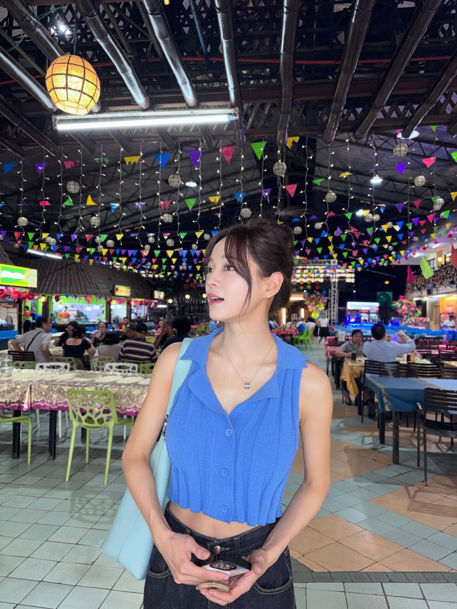 gmanews's tweet photo. WELCOME TO THE PHILIPPINES, KIM SEJEONG 🫰

South Korean singer and actress Kim Sejeong took to Instagram to share photos of herself in the Philippines on Friday night. 

She will be having her "Tenth Letter" fan concert on February 21, 2026.

📷: Kim Sejeong/Instagram https://t.co/zlV1Ipmhqa