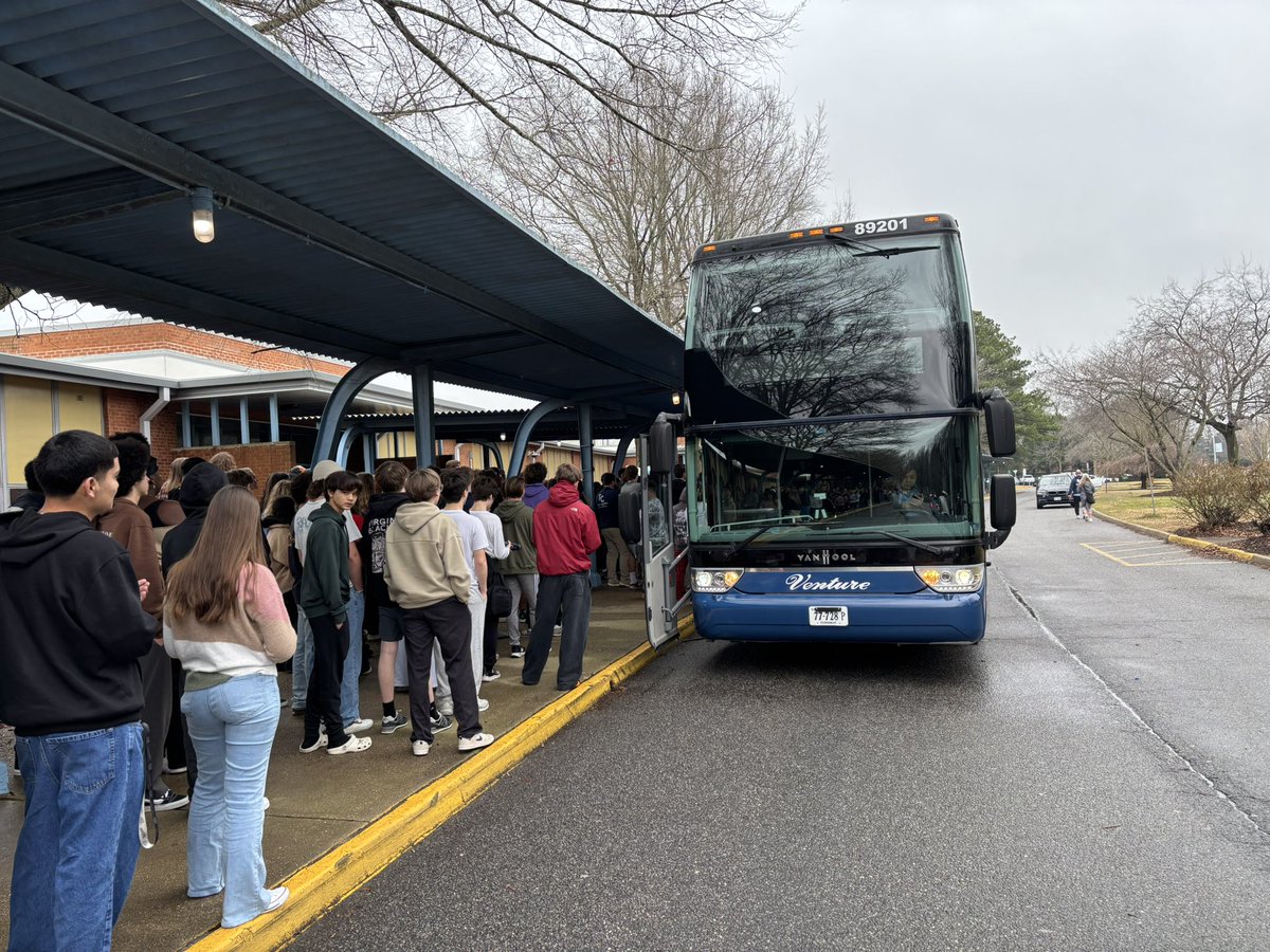 FCHS Student Activities tweet media