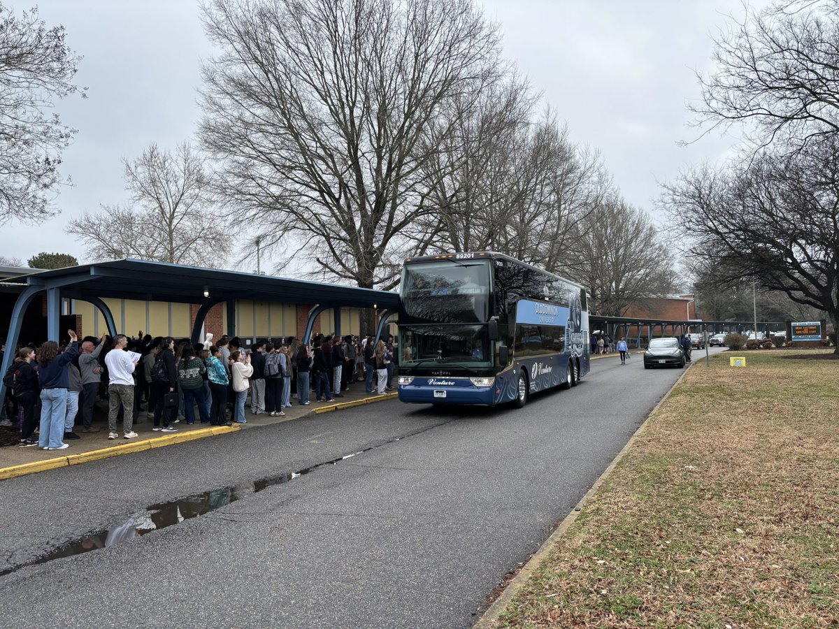 FCHS Student Activities tweet media