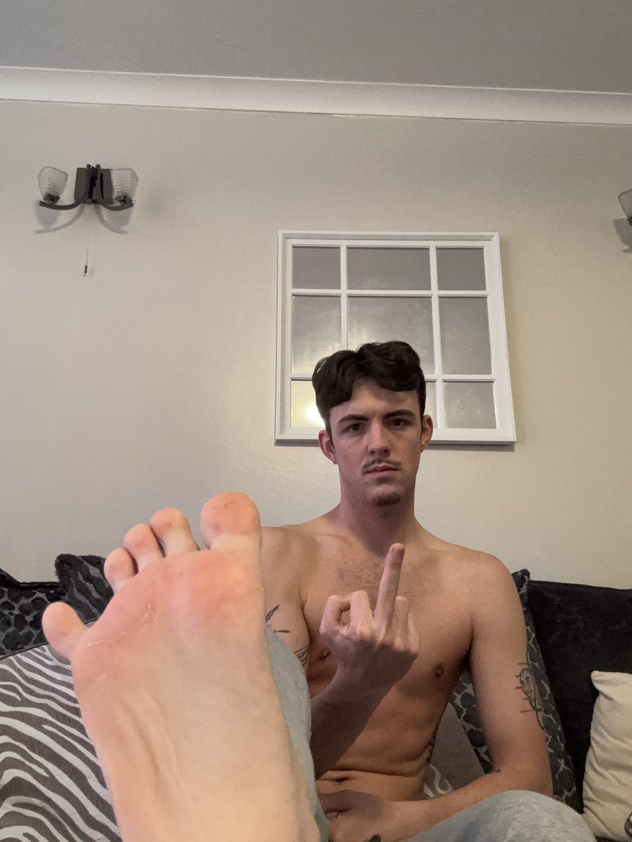 ALPHAGODLD's tweet photo. The first week back at work has been busy boys so I expect the best as it’s tax Friday. Send your tax over with a message saying ‘sent daddy’ as you get hornier and weaker with the growing stench of that silky sole. 3 simple instructions. STROKE,SNIFF, SEND.@slave_here @FU2real https://t.co/CNbiJqVITT