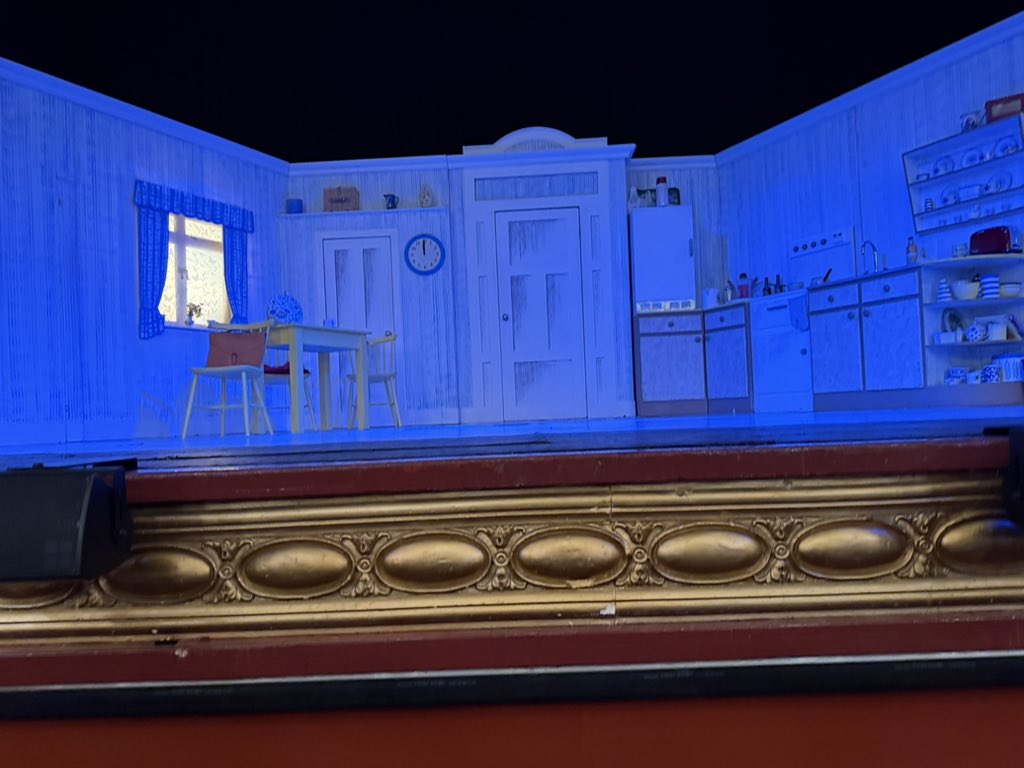 Brilliant afternoon watching the tiger who came to tea with the lad and his mum <a href="/SheffieldLyceum/">SheffieldLyceum</a> 🐅 ☕️