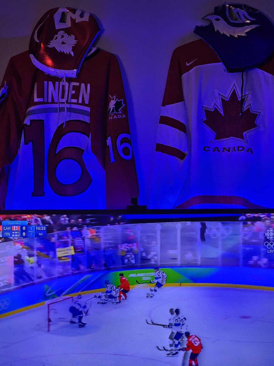 GO CANADA GO! 🇨🇦🇨🇦🇨🇦