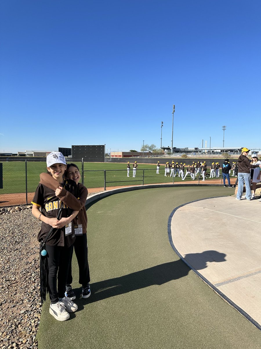 sheel_padres's tweet image. Oh boy y’all feel that? 👀⚾️

For me, it’s that tightening in the tummy.
The preview of the “fun” that comes with Padres baseball.

The late innings.
The never-out-of-it energy.
The come-from-behind wins that feel written somewhere deeper than the scoreboard.

It’s that