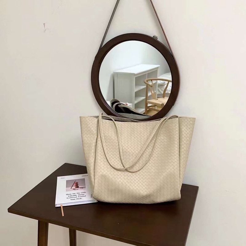 ketigaada's tweet photo. totebag motif anyaman

https://t.co/Df6bRFHfuH https://t.co/VYHvoj6SFv