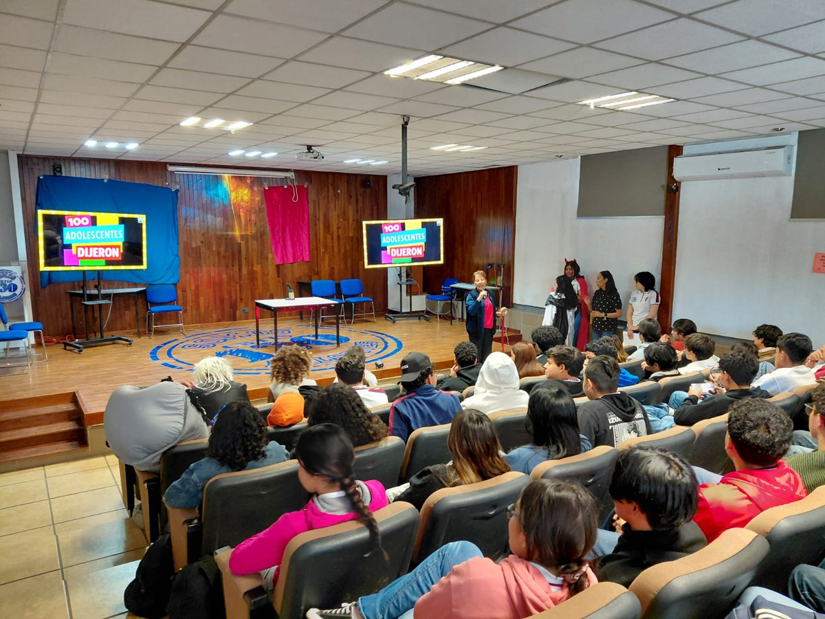 El depto. de Servicios Amigables del CESA Carlos Santa María de la Jurisdicción Sanitaria 1, llevo a cabo actividades en el CBTIS 130, para sensibilizar a los jóvenes sobre la prevención de infecciones de transmisión sexual, embarazos no deseados y el uso correcto del condón.