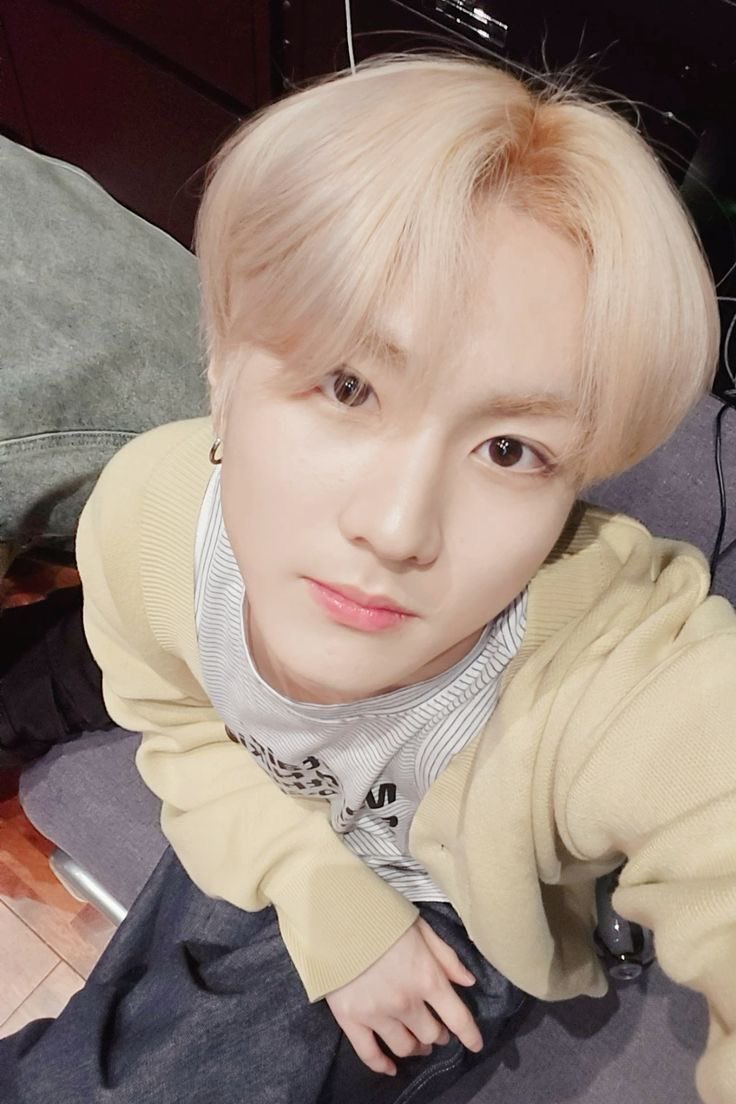 ชาติ ศาสนา เคะผมบลอนด์😭😭😭😭😭😭😭😭😭😭😭😭😭😭😭😭😭คิดถึงยัยบาร์บี้มาก