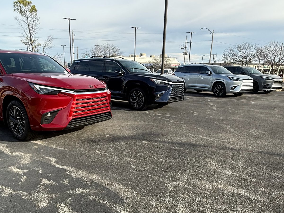 Lexus of Tulsa tweet media