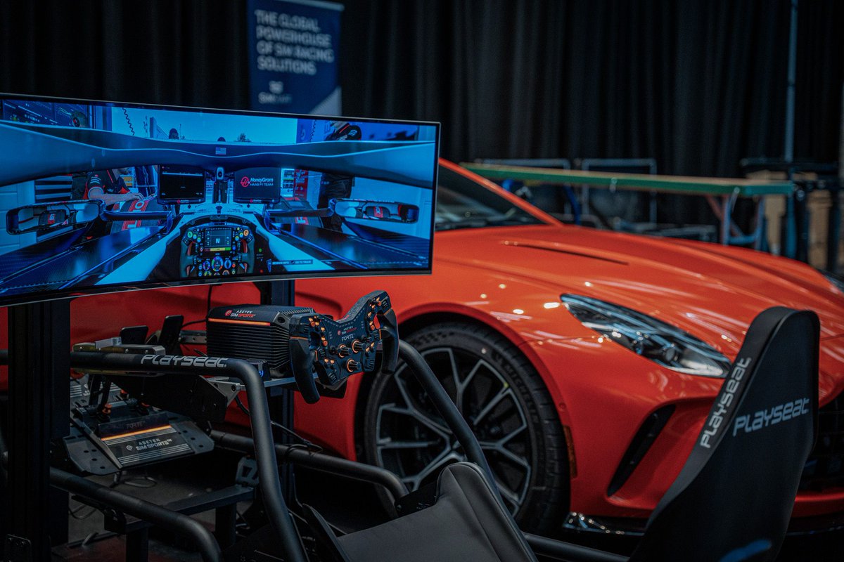 SimStaff tweet media