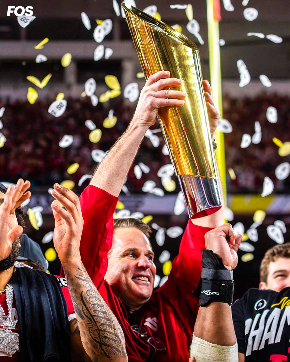 Indiana has agreed to a contract extension with Curt Cignetti averaging $13.2M per year through 2033.

He just led the Hoosiers to their first national championship.

Now, IU has made him one of college football’s highest-paid coaches.