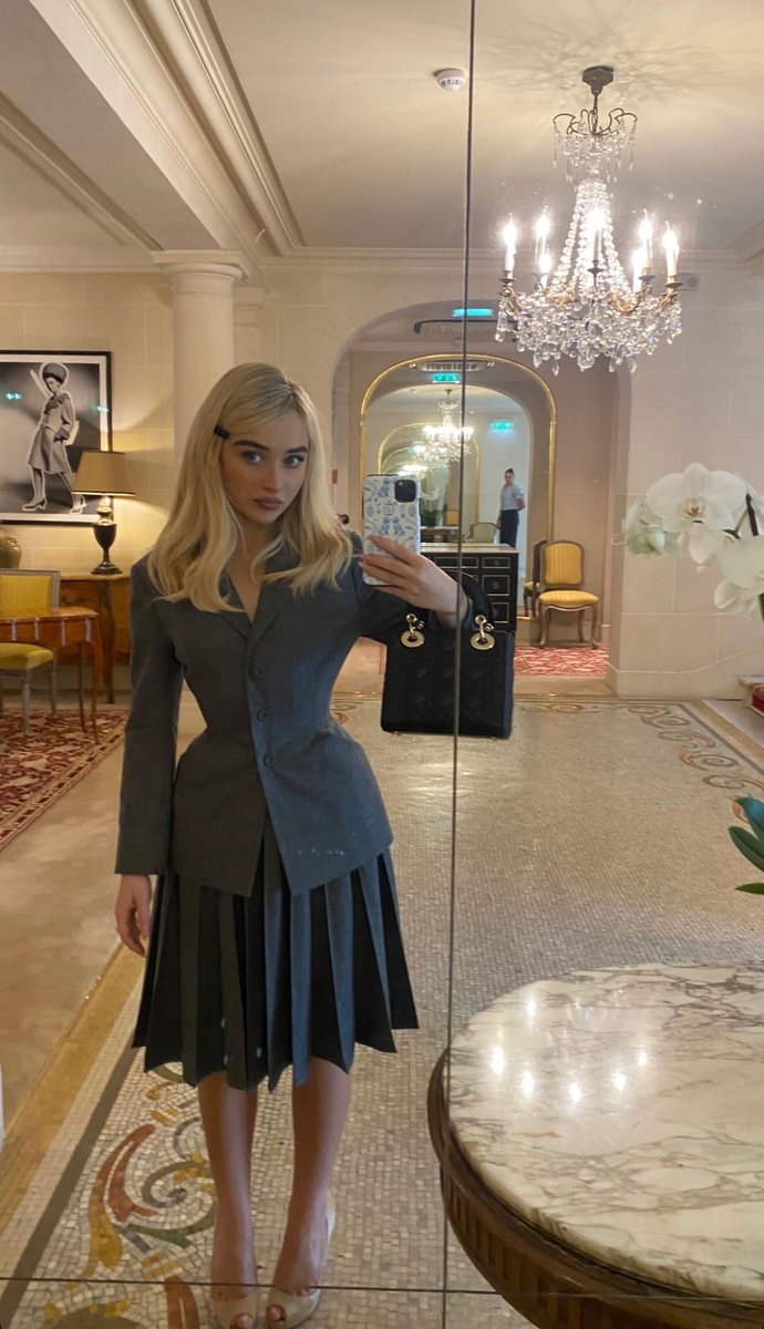 Team Sabrina 🐾 tweet media