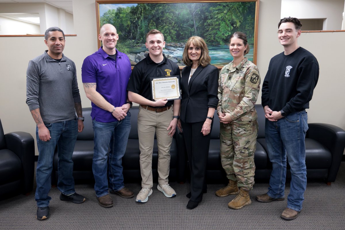 UWSPROTC's tweet photo. For the first time, our program was proud to present the COL Vance Klosinski Scholarship to CDT Jack McGovern. Making the moment even more special, COL Klosinski’s aunt Kathy Breseman, who served as our HR assistant from 1990-2010, joined us to share personal stories. #UWSP https://t.co/lYNuwKq9xb
