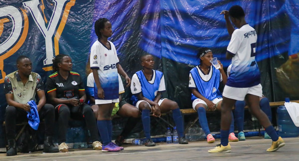 Futsal_Uganda_'s tweet photo. Futsal Women Uganda Cup Quarters
38'
Nambasa Shadia makes it five for Mengo
Mengo City 5-0 Lubaga Grameen
#MENGRA
#FUC https://t.co/Xp7bmlnRQH