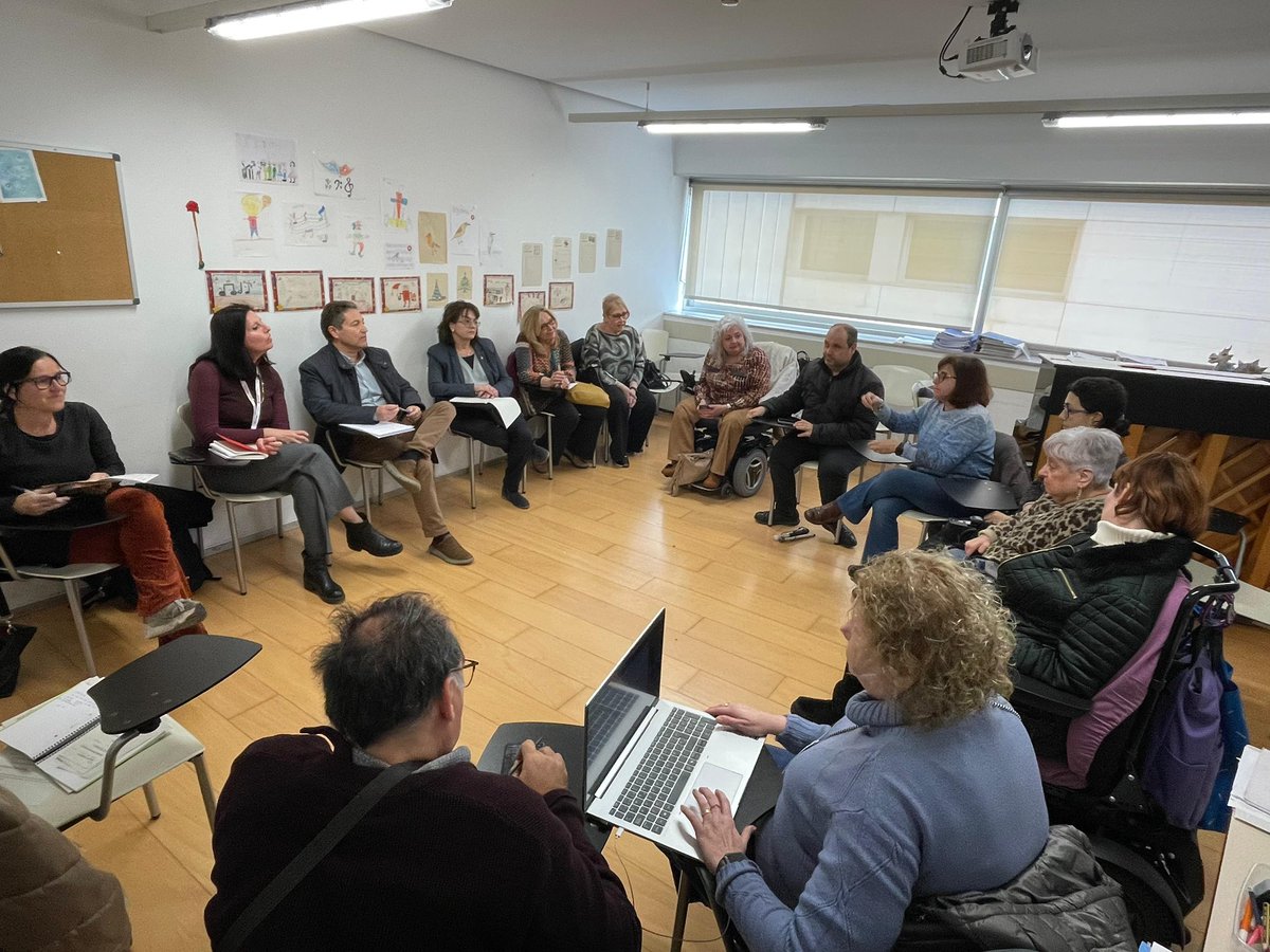 mlluisvall's tweet photo. Aquest matí la Comissió d’#Accessibilitat de #Terrassa ens hem reunit amb representants de @FGC per seguir treballant en la millora de l’accessibilitat de les estacions i el servei de transport, i especialment dels títols personals de transport. https://t.co/mcN7vw4WWA